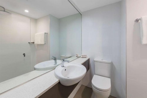 Travelodge Hotel Sydney Airport image 13