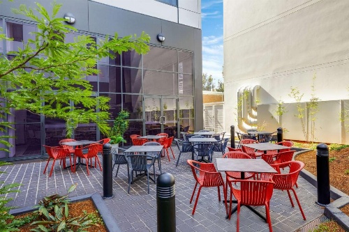 Travelodge Hotel Sydney Airport image 22
